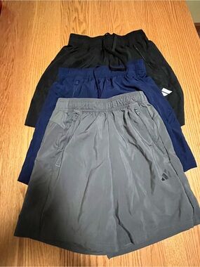 Adidas AEROREADY Lot of 3 Athletic Shorts Mens Small  Zip Pockets Running Gym